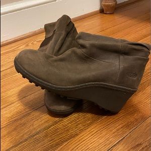 Keen Akita Slouchy Boot
